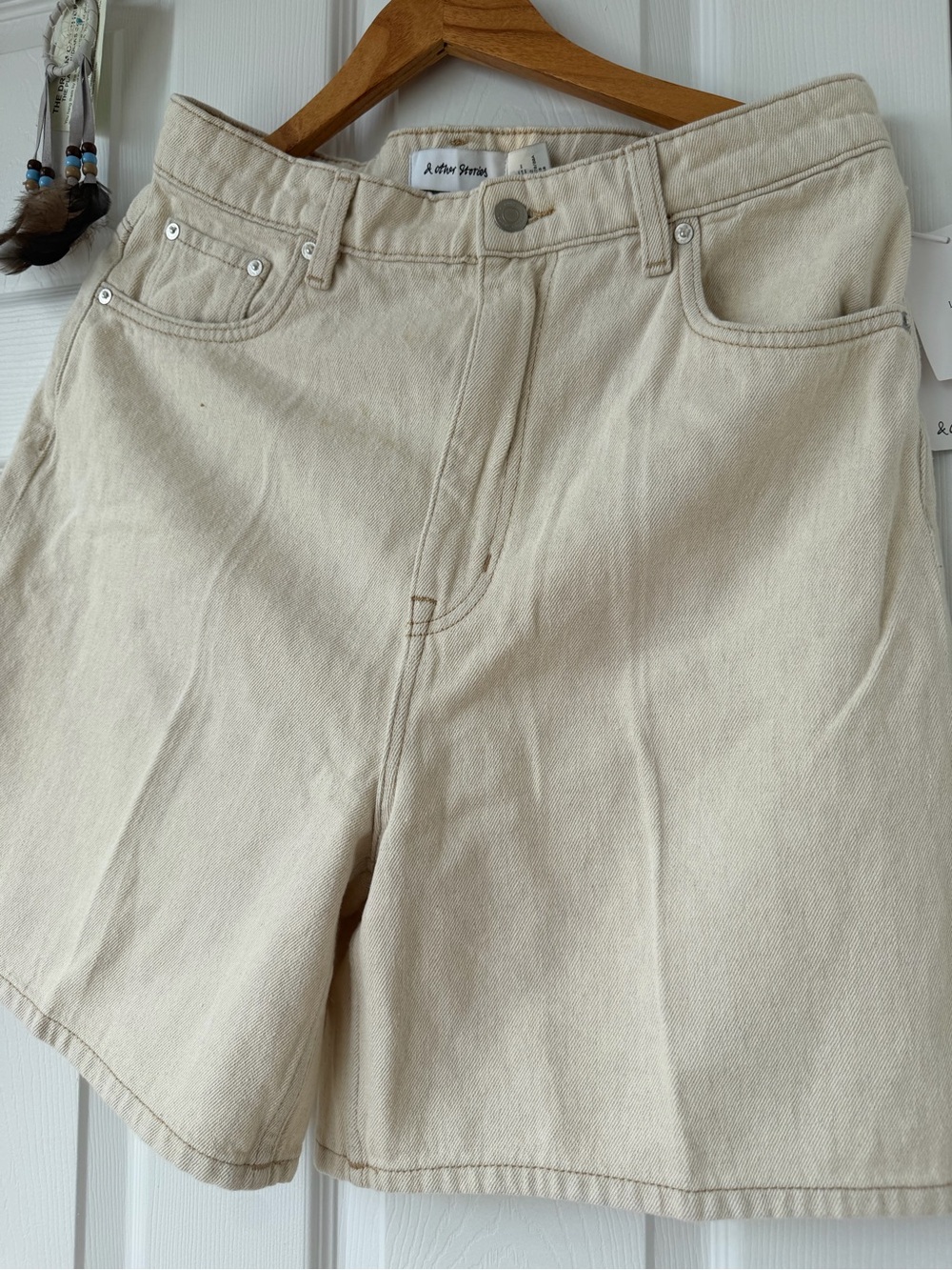 & Other Stories Cream High-Rise Denim Shorts - Picture 3 of 8